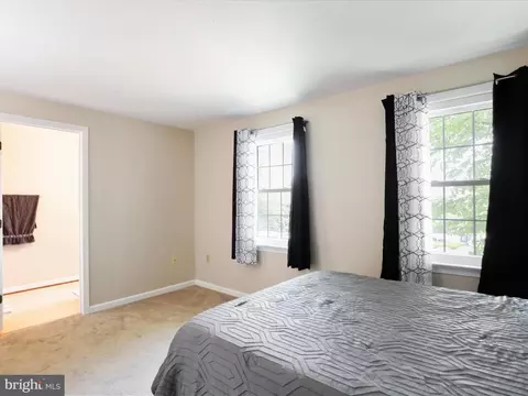 8208 Red Wing Ct, Frederick, MD 21701 photo 17