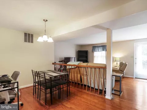 8208 Red Wing Ct, Frederick, MD 21701 photo 11
