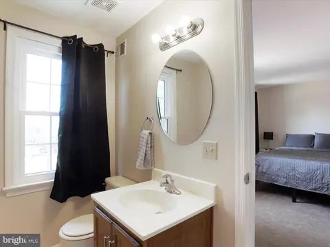 8208 Red Wing Ct, Frederick, MD 21701 photo 18