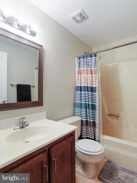 8208 Red Wing Ct, Frederick, MD 21701 photo 22