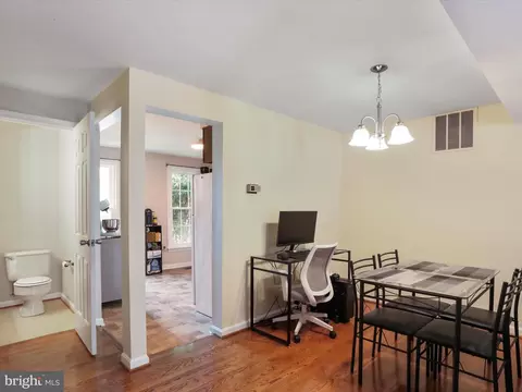 8208 Red Wing Ct, Frederick, MD 21701 photo 10
