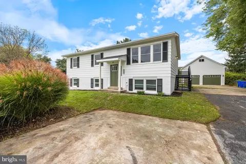 8206 James St, Middletown, MD 21769