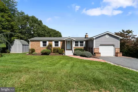 11986 Arlington Mill Rd, Union Bridge, MD 21791