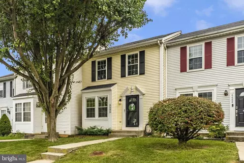 6686 Canada Goose Ct, Frederick, MD 21703
