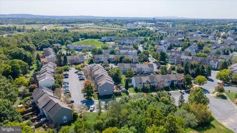 View/Area - 2068 Sumner Dr, Frederick, MD 21702 photo 7 of 7