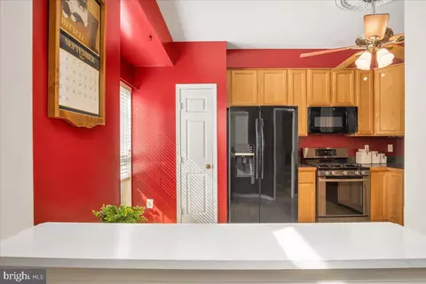 Kitchen - 2068 Sumner Dr, Frederick, MD 21702 photo 3 of 3