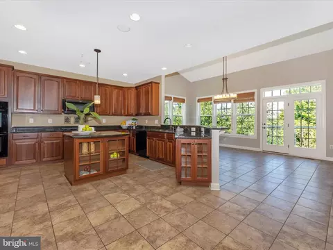 9110 Belvedere Dr, Frederick, MD 21704 photo 10