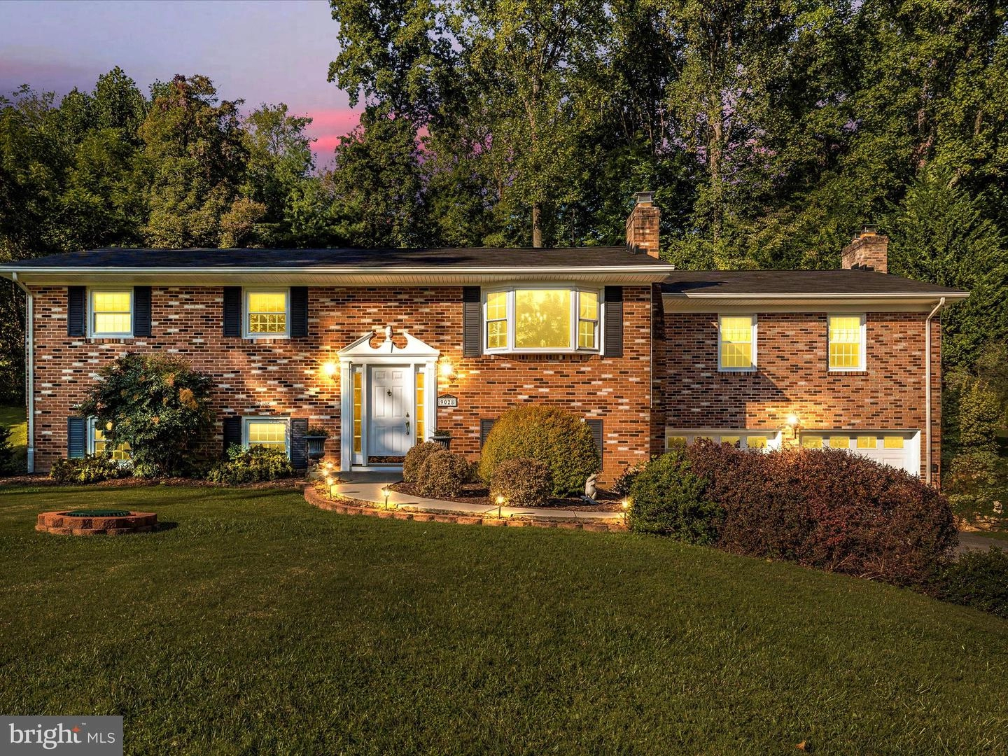 Exterior - 9028 Hamburg Rd, Frederick, MD 21702 photo 2 of 10