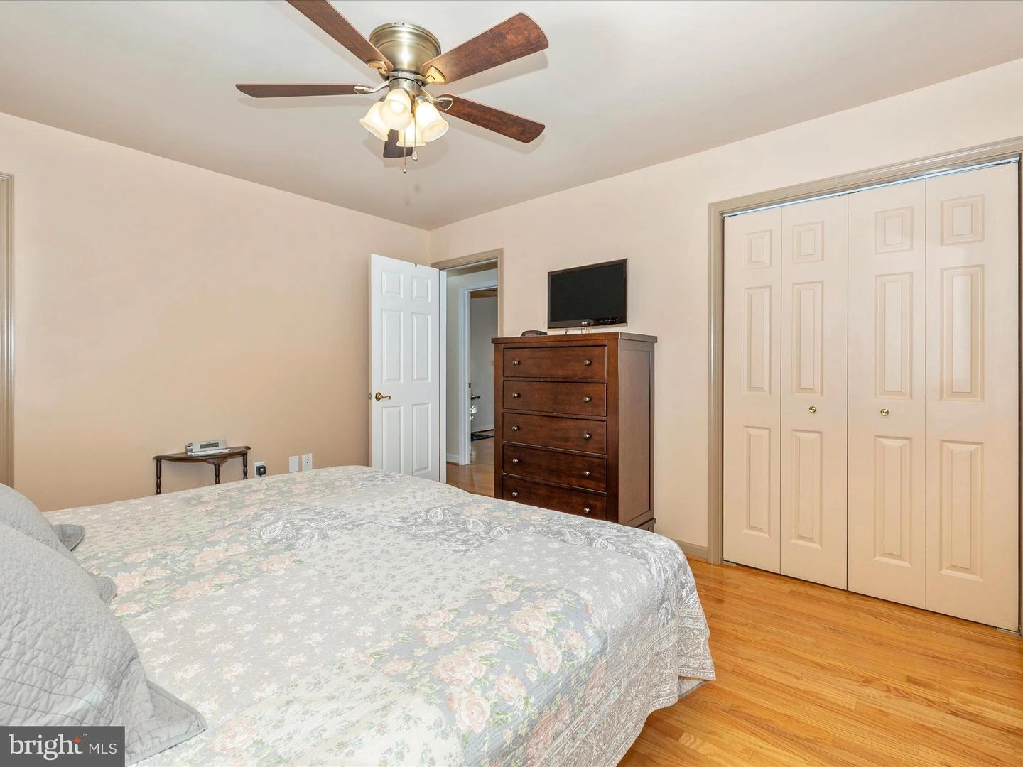 Bedroom - 9028 Hamburg Rd, Frederick, MD 21702 photo 3 of 7