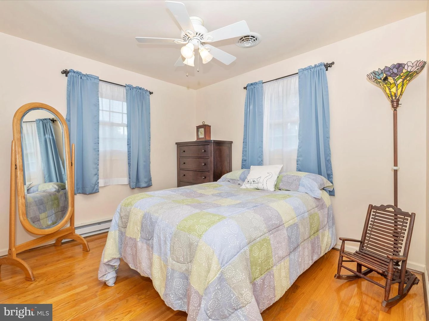 Bedroom - 9028 Hamburg Rd, Frederick, MD 21702 photo 5 of 7