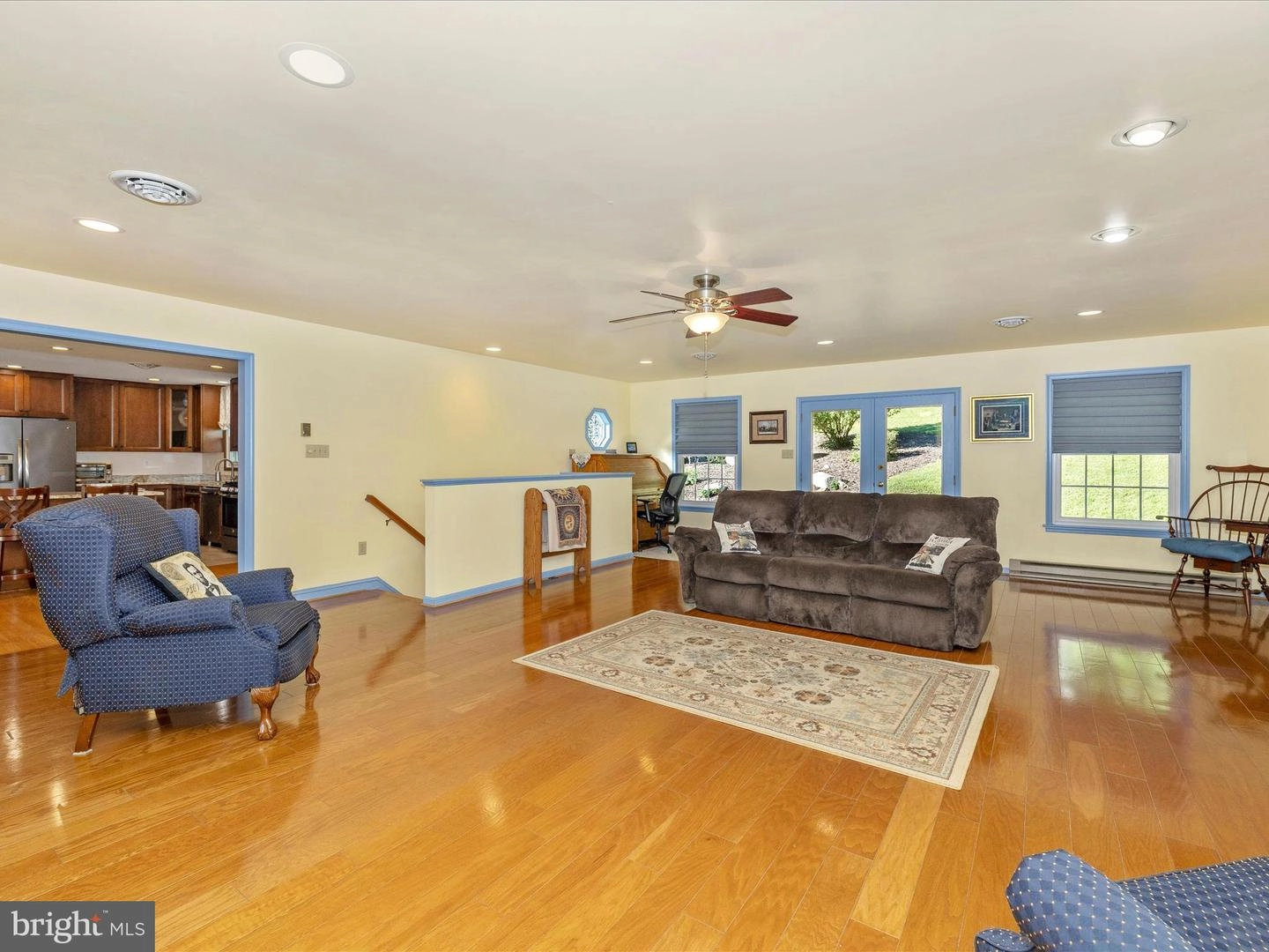 Living - 9028 Hamburg Rd, Frederick, MD 21702 photo 2 of 11