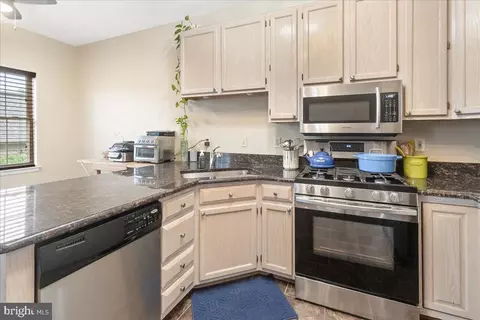 2238 Bear Den Rd, Frederick, MD 21701 photo 8