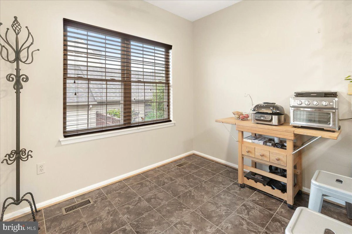 2238 Bear Den Rd, Frederick, MD 21701 photo 12