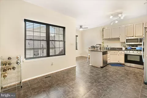 2238 Bear Den Rd, Frederick, MD 21701 photo 10