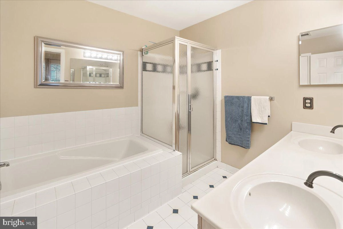 2238 Bear Den Rd, Frederick, MD 21701 photo 24
