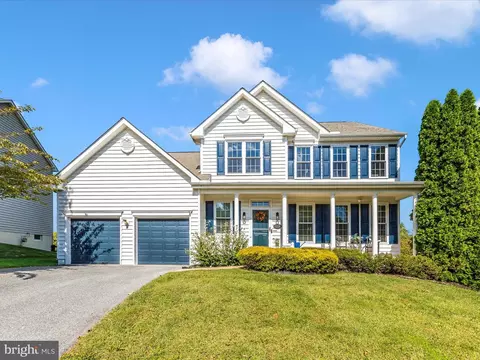 2256 W Greenleaf Dr, Frederick, MD 21702