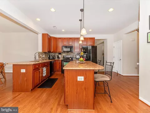 Kitchen - 2256 W Greenleaf Dr, Frederick, MD 21702 photo 2 of 4
