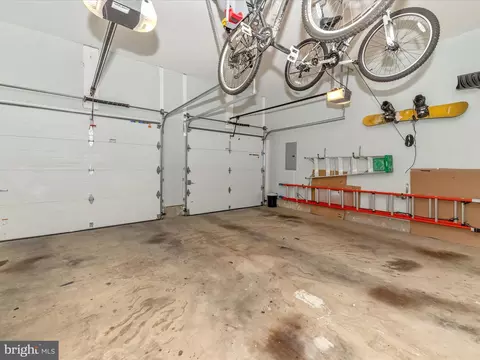 Exterior - 2256 W Greenleaf Dr, Frederick, MD 21702 photo 3 of 17