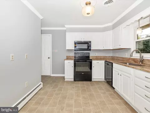 Kitchen - 7 Fairview Ave, Frederick, MD 21701 photo 2 of 4