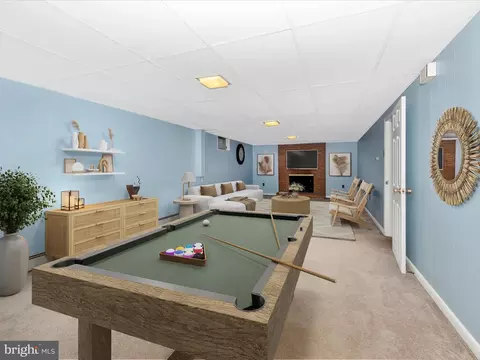 Living - 7 Fairview Ave, Frederick, MD 21701 photo 3 of 7
