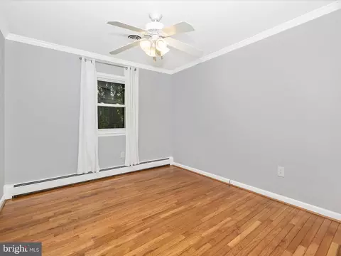 Bedroom - 7 Fairview Ave, Frederick, MD 21701 photo 2 of 4