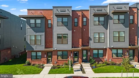 421 Union St, Frederick, MD 21701