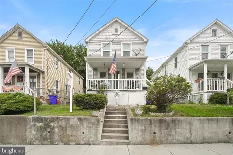 213 W B St, Brunswick, MD 21716