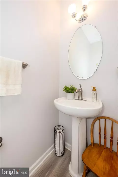 Bath - 9548 Kingston Pl, Frederick, MD 21701 photo 1 of 3