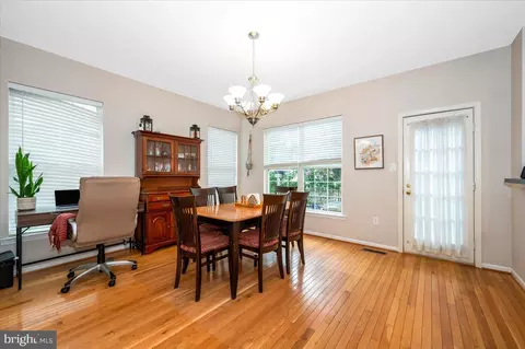 Dining - 9548 Kingston Pl, Frederick, MD 21701 photo 2 of 4