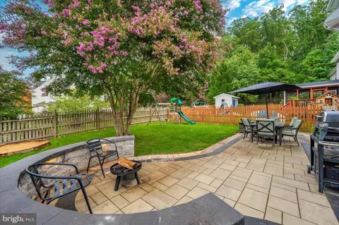 Exterior - 9548 Kingston Pl, Frederick, MD 21701 photo 10 of 13