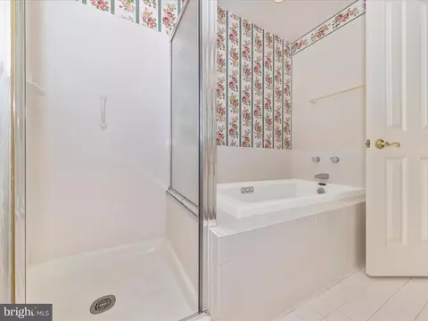 812 B Dunbrooke Ct, Frederick, MD 21701 photo 18