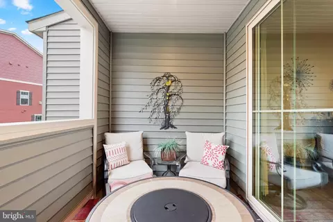 Exterior - 3450 Timber Green Dr, Frederick, MD 21704 photo 2 of 3