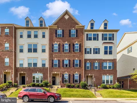 5847 Rochefort St, Ijamsville, MD 21754