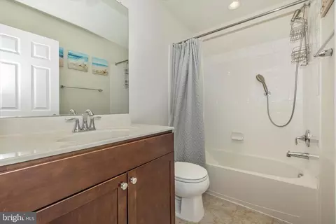 Bath - 6305 Posey St, Frederick, MD 21703 photo 4 of 4