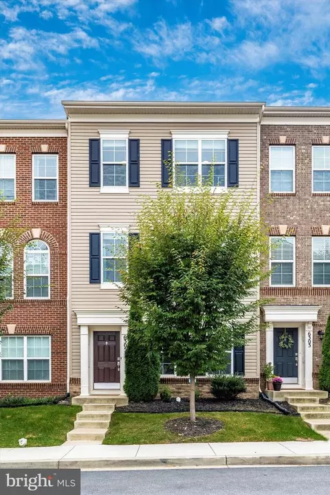 Exterior - 6305 Posey St, Frederick, MD 21703 photo 9 of 16