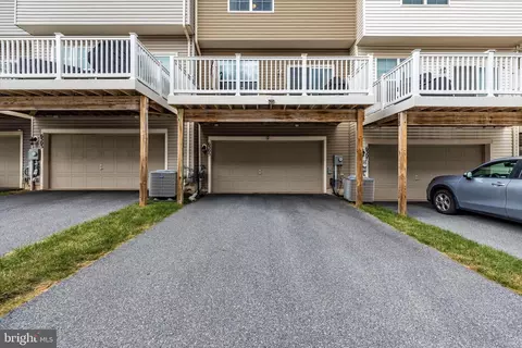 Exterior - 6305 Posey St, Frederick, MD 21703 photo 11 of 16