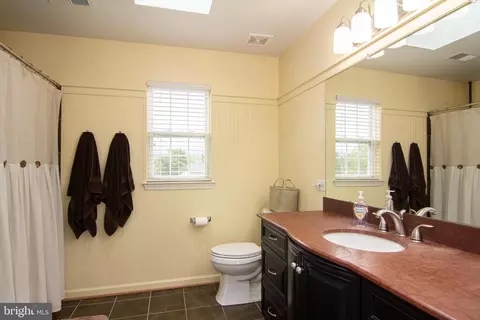 Bath - 1807 Rainbow Falls Ct, Frederick, MD 21702 photo 3 of 4