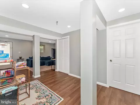 Entry Way - 8220 Red Wing Ct, Frederick, MD 21701 photo 4 of 4