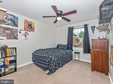 Bedroom - 8220 Red Wing Ct, Frederick, MD 21701 photo 5 of 8