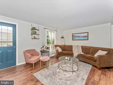 Entry Way - 8220 Red Wing Ct, Frederick, MD 21701 photo 2 of 4