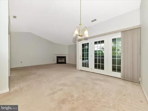 2136 Wainwright Ct #2C, Frederick, MD 21702 photo 9