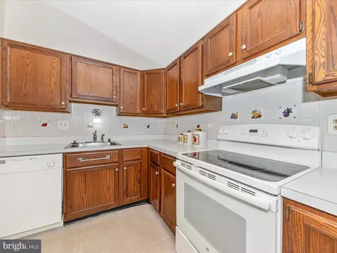 2136 Wainwright Ct #2C, Frederick, MD 21702 photo 17