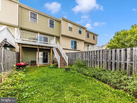 1119 Frontline Dr, Frederick, MD 21703 photo 4