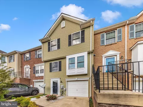 1119 Frontline Dr, Frederick, MD 21703 photo 2
