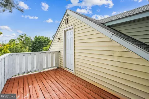 Exterior - 904 Oak St, Frederick, MD 21703 photo 17 of 17