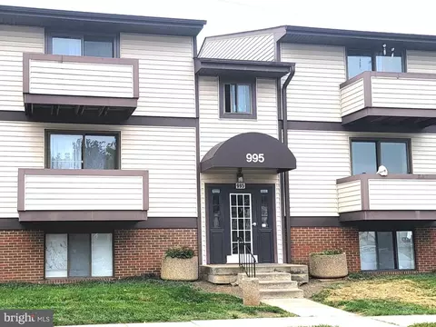 995 D Heather Ridge Dr #4D, Frederick, MD 21702