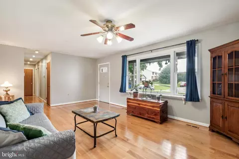 8202 Winter Snow Ct, Frederick, MD 21702 photo 11