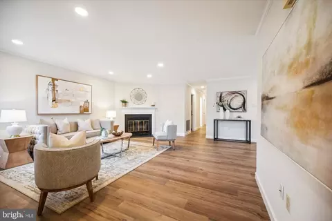 Living - 6905 Hackberry Ct, Frederick, MD 21703 photo 1 of 4