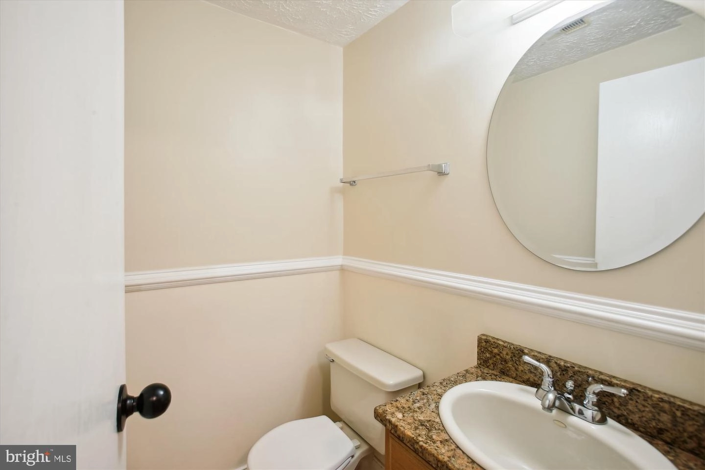 Entry Way - 209 Savage Rd, Frederick, MD 21702 photo 3 of 6