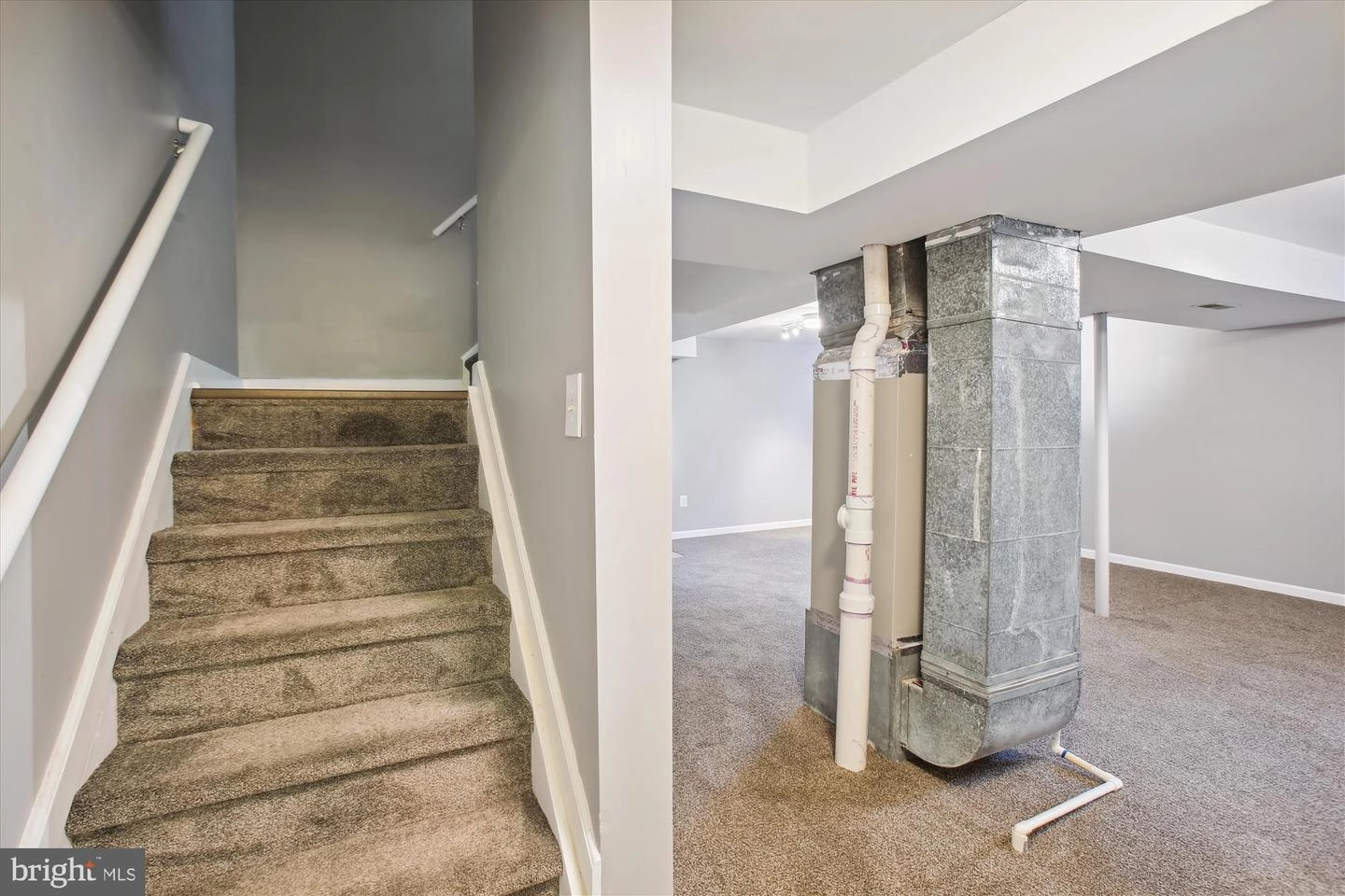 Entry Way - 209 Savage Rd, Frederick, MD 21702 photo 6 of 6